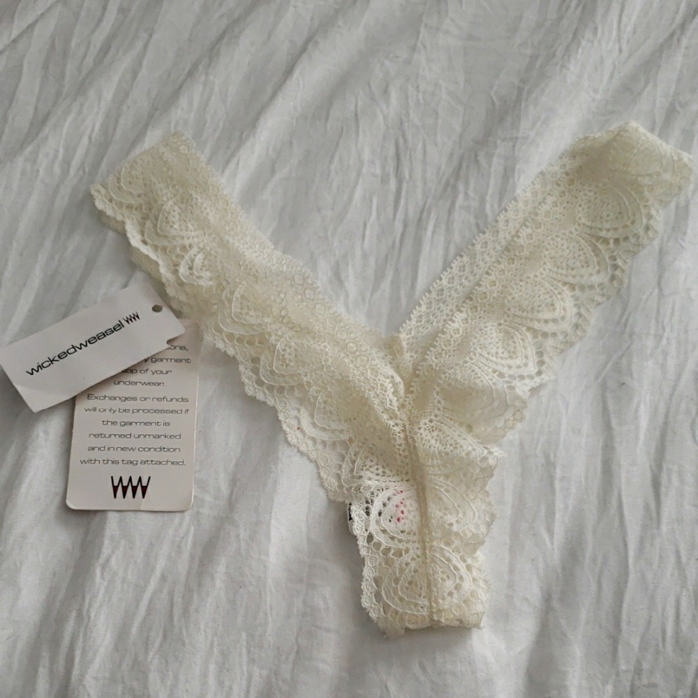 WICKEDWEASEL NWT 612 MICRO CHEEKY CHARM IVORY LACED PANTIES SZ S